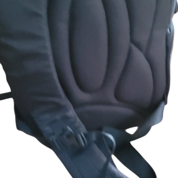 Manfrotto Sling  Backpack for DSLR Camera - Picture 3 of 5